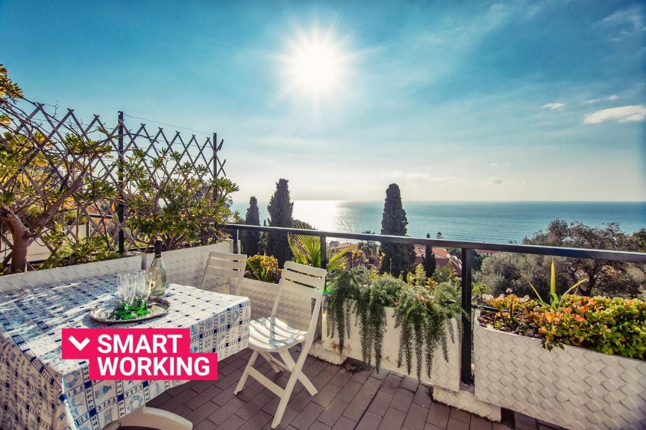Una Terrazza Sul Golfo Di Ospedaletti By Wonderful Italy Luaran gambar